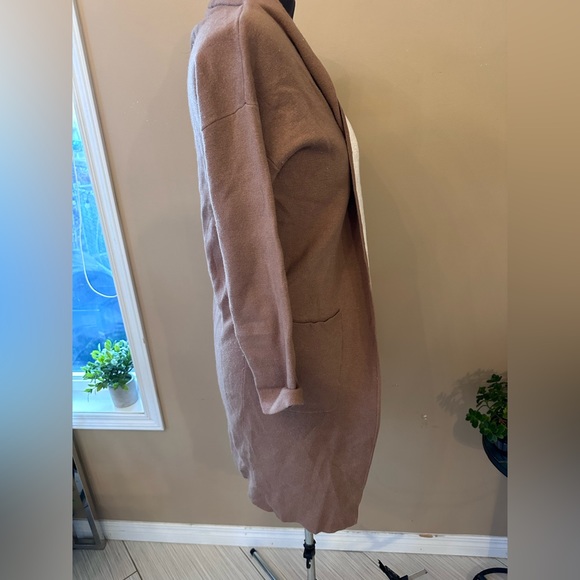 Babaton camel and cream Beekman cardigan - Picture 4 of 9